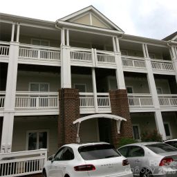 797 Peninsula Drive
