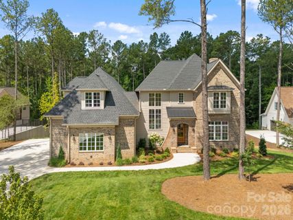 8022 Gulf Creek Road
