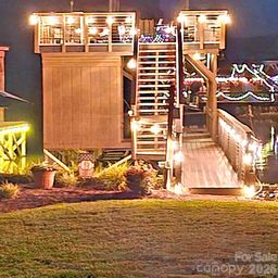 734 Pinehaven Drive