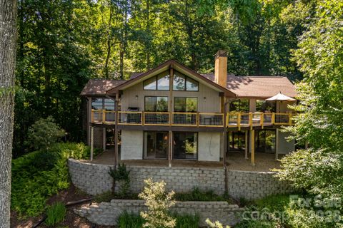 99 Oak Ridge Road pending home in Knob Creek, Pisgah Forest, NC