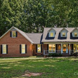121 Country Creek Drive