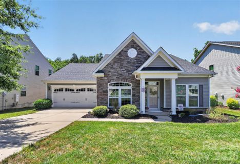 12823 Plumleaf Drive active home in Old Stone Crossing, Charlotte, NC