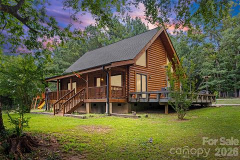3448 Center Road