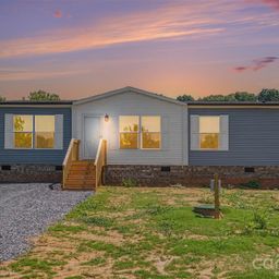 3034 Drake Circle