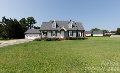 2213 Eastview Road