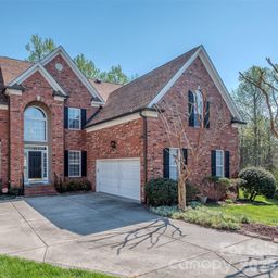 12103 Crescent Run Court