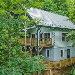 1061 Setzer Cove Road