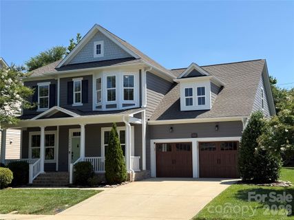 10416 Ambercrest Court pending home in Skybrook North Parkside, Huntersville, NC