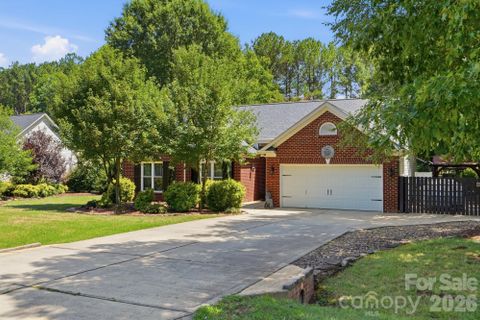 Homes in Sandpiper Bay, Denver