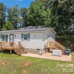40 Farmstead Road