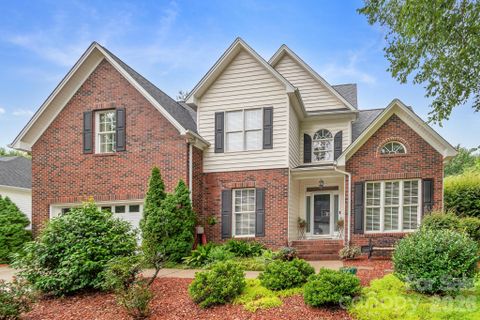 209 Southfork Lane pending home in Timberlake, Belmont, NC