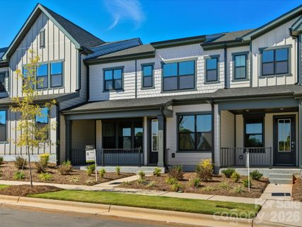 321 Ardmore Drive active home in Seven Oaks, Belmont, NC
