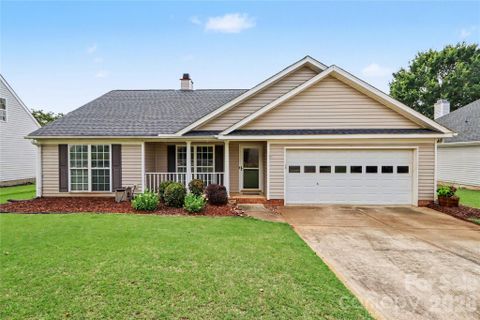 5895 Birchfield Lane pending home in Ridge Crossing, Concord, NC
