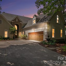 21300 Blakely Shores Drive