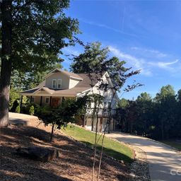 94 S Fairway Drive
