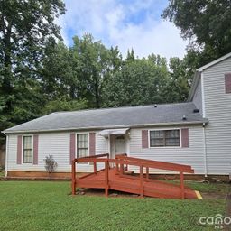 10100 Cromarty Lane