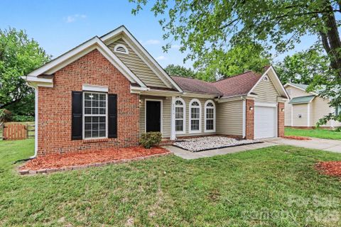 9507 Misty Arbor Way