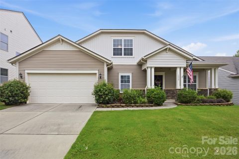 1235 Tranquil Falls Lane pending home in Fairhaven, Matthews, NC