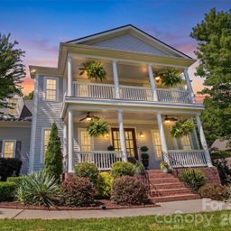 2075 Lake Forest Drive