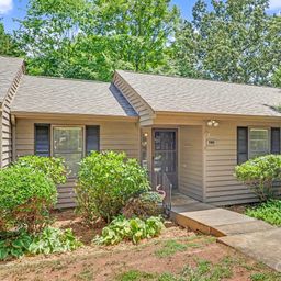 988 Cranberry Circle