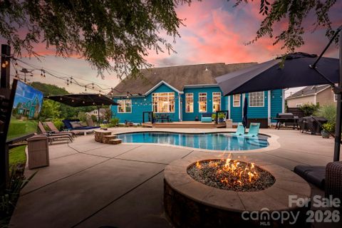 6957 Pin Oaks Drive