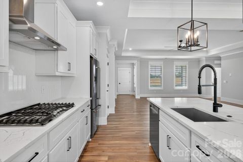 1652 Dresden Drive active home in Stoneridge Hills, Rock Hill, SC