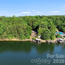 000 Pinehaven Drive