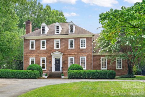 11609 Glenn Abbey Way pending home in Providence Country Club, Charlotte, NC