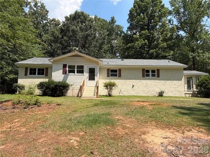 2117 Emma Circle