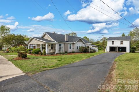271 N Main Street