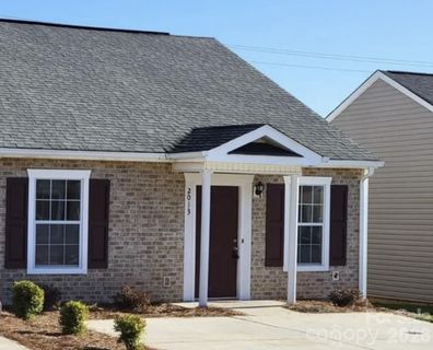 Homes in Cramerton Oaks, Cramerton