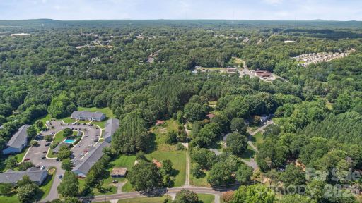 606 Robinson Clemmer Road