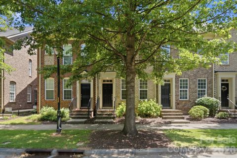11209 Cedar Walk Lane