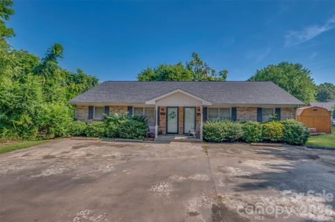 143 Big Springs Avenue