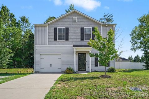 347 Cornwall Drive pending home in Weatherstone, Salisbury, NC