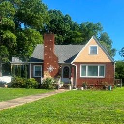 1017 Druid Circle