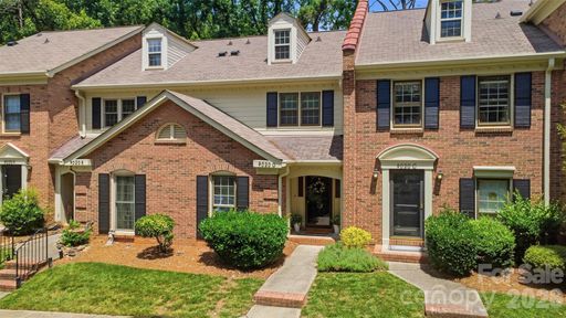 9020 Nolley Court active home in Sardis Forest Patio Homes, Charlotte, NC