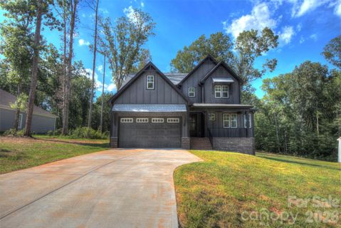 Homes in Wynswept, Maiden