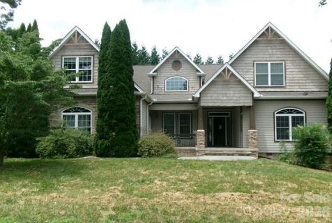4 Sterling Oaks Drive