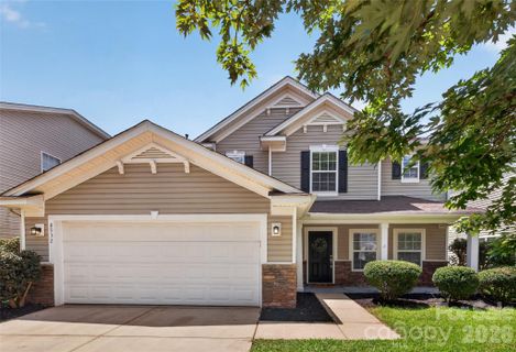 8932 Oransay Way active home in Berewick, Charlotte, NC