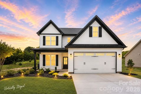 1028 Speight Road