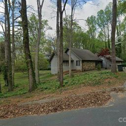 216 Brentwood Circle