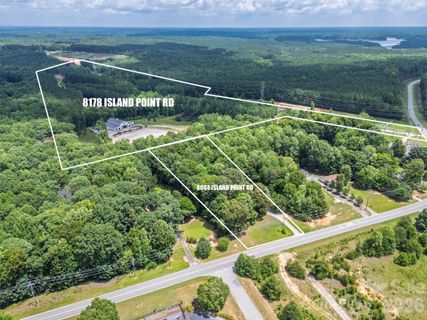 8178 Island Point Road