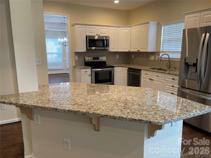 11436 Brook Meadow Place pending home in Brookmere, Charlotte, NC