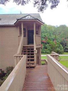 160 Whitney Boulevard active home in Rumbling Bald On Lake Lure, Lake Lure, NC