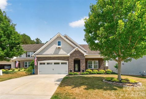 5064 Stonehill Lane