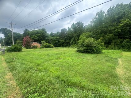 Lot C West Avenue