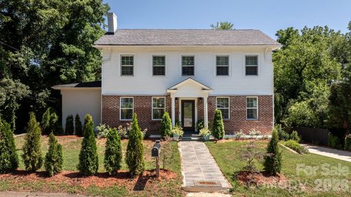 1407 Mimosa Lane