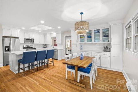 6326 Rosecrest Drive active home in Starmount, Charlotte, NC