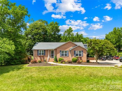 321 Kilmer Lane pending home in Allison Park, Mooresville, NC